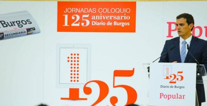 El presidente de Ciudadanos,Albert Rivera, durante su intervención en un desayuno informativo organizado por El Diario de Burgos, en Burgos. Foto: CIUDADANOS.