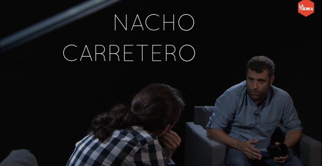 Pablo Iglesias entrevista a Nacho Carretero en 'Otra Vuelta de Tuerka'.