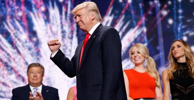 El candidato republicano a la presidencia, Donald Trump, tras ofrecer un discurso en el Quicken Loans Arena de Cleveland, Ohio (EEUU)./ EFE