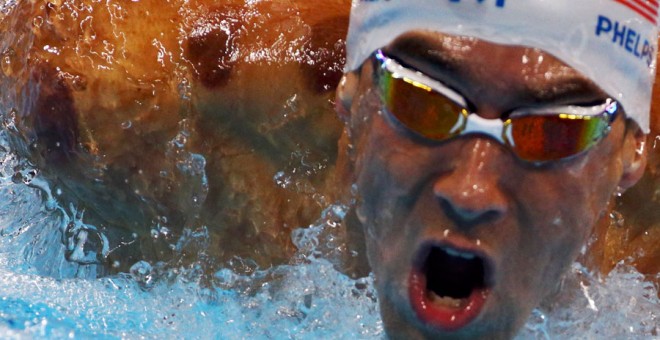 Phelps, durante la eliminatoria de 200 mariposa. REUTERS/David Gray
