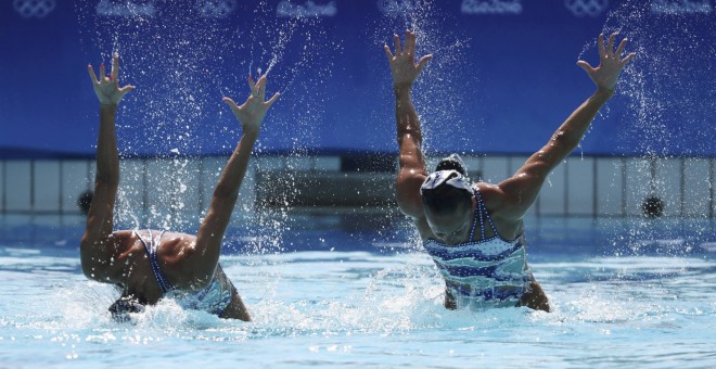 Carbonell y Mengual durante su ejercicio.- REUTERS