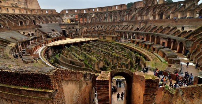 Imagen del interior del Coliseo de Roma