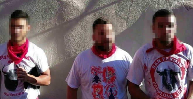 Tres de los cinco acusados por la violación múltiple a una joven en San Fermín, que han pedido una copia de la grabación realizada con el móvil.