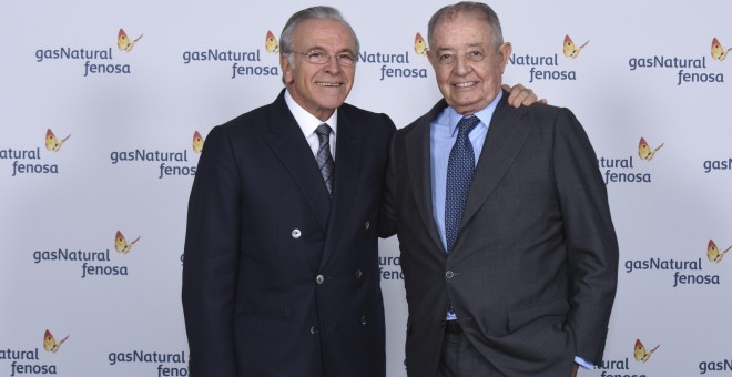 El nuevo presidente de Gas Natural Fenosa, Isidro Fainé, junto con su antecesor Salvador Gabarró. EFE/David Campos