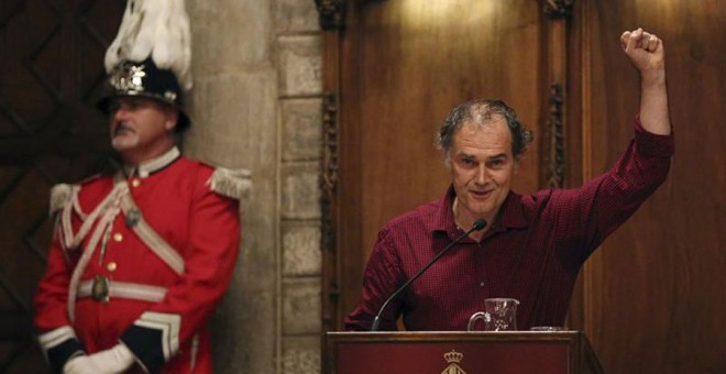 El escritor Javier Pérez Andújar durante el pregón de apertura de las fiestas de la Mercè.- EFE