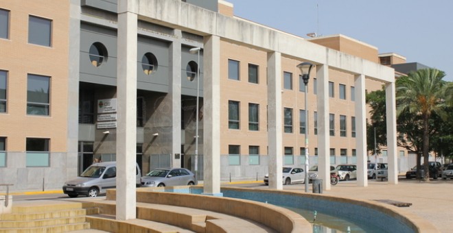 La universidad Cardenal Herrera-CEU, privada y religiosa, a la que pertenecen los estudiantes de veterinaria invitados a la capea.