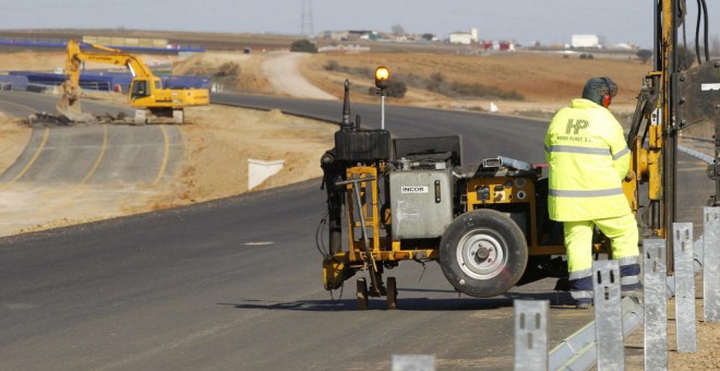 Obras de la autovía entre Zamora y Benavente. EFE