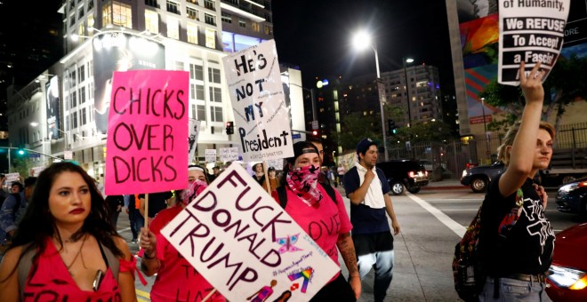 Manifestantes indignados con la victoria de Trump. / REUTERS