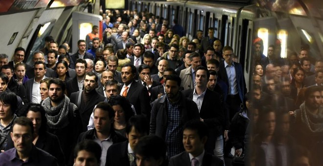 El estudio señala que transportes colectivos como el metro y el tranvía son los más democráticos, aunque no los usan las clases más pudientes ni las más humildes.