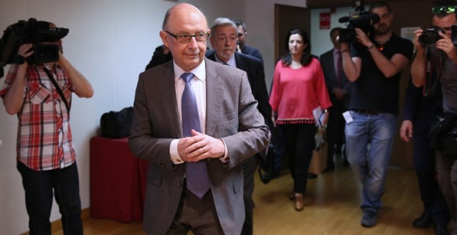 Cristóbal Montoro informa sobre el Fondo de Liquidez Autonómica. / EUROPA PRESS