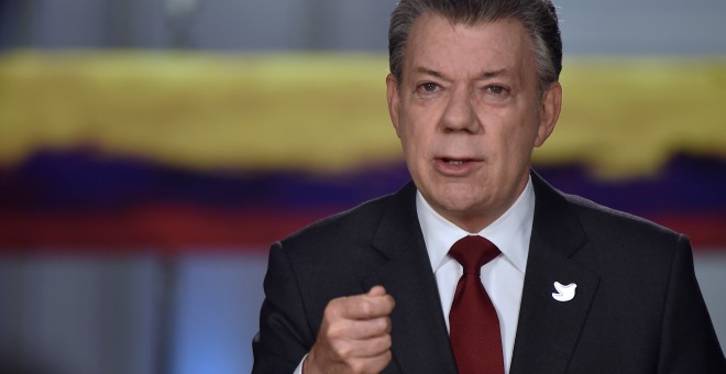 El presidente de Colombia, Juan Manuel Santos, se dirige a la nación por televisión. /REUTERS
