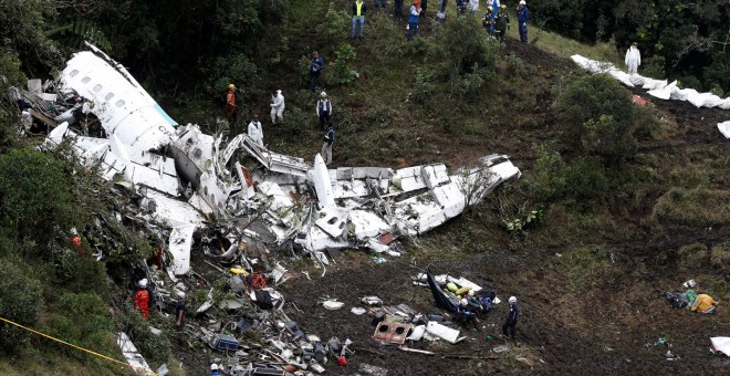 Un accidente aéreo deja 75 fallecidos en Colombia. REUTERS