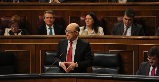 El ministro Cristóbal Montoro, en una imagen de archivo en el Congreso de los Diputados. EUROPA PRESS