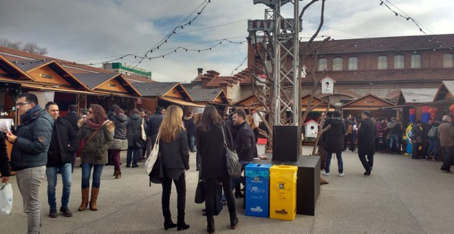 Vista de algunas de las casetas expuestas en la Navideña Feria Internacional de las Cutturas. /J. Y.