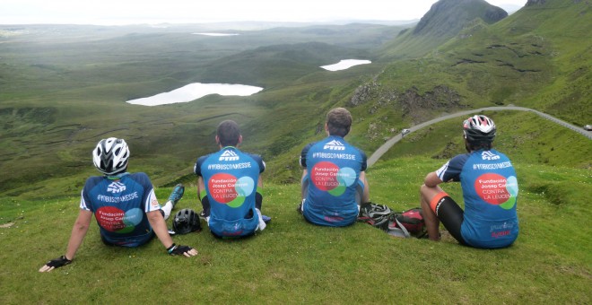 ‘Buscando a Nessie’: pedaleando por la lucha contra la leucemia. Carlos Luengo