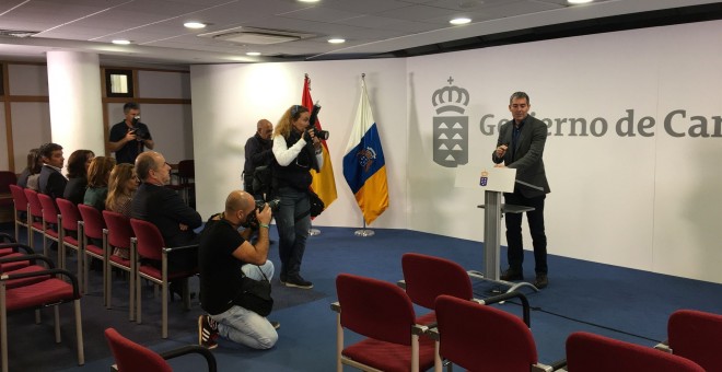 El presidente de Canarias cesa a cuatro consejeros del PSOE y da por roto el acuerdo de gobierno. Europa Press