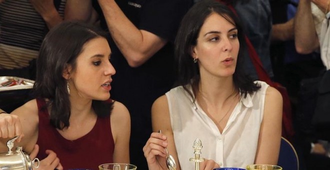 La portavoz adjunta de Podemos en el Congreso, Irene Montero, lamenta que el partido 'haya dado imagen de división', mientras que la portavoz en el ayuntamiento de Madrid, Rita Maestre, califica de 'error grave' la campaña en redes sociales contra Errejón