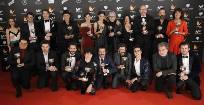 Los premiados en la IV edición de los Premios Feroz, a la finalización de la gala de entrega de los galardones que concede la prensa cinematográfica. /EFE