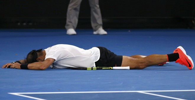 El tenista español Rafael Nadal celebra su victoria en la semifinal del Abierto de Australia disputada contra el búlgaro Grigor Dimitrov. REUTERS/Issei Kato