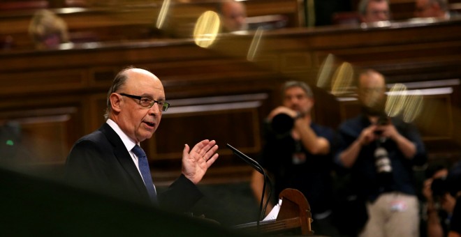 El ministro de Hacienda Cristobal Montoro durante su intervención este miércoles en el Congreso de los Diputados.REUTERS/Sergio Perez