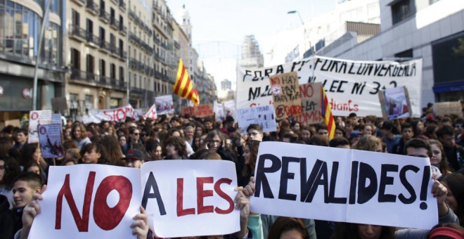 Manifestación contra la Lomce en Barcelona. EFE