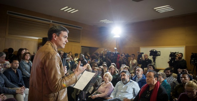 El candidato a la Secretaría General del PSOE Pedro Sánchez, durante su intervención en un acto 'Por la Diversidad y las Migraciones', en Madrid. EFE/Fernando Villar