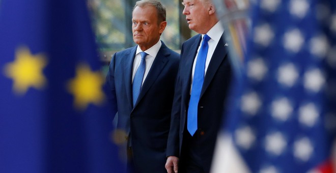 El presidente de Estados Unidos, Donald Trump y el presidente del Consejo Europeo, Donald Tusk, en Bruselas . REUTERS