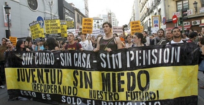 Imagen de archivo de una manifestación de la ya desaparecida Juventud Sin Futuro durante el año 2011.- EFE