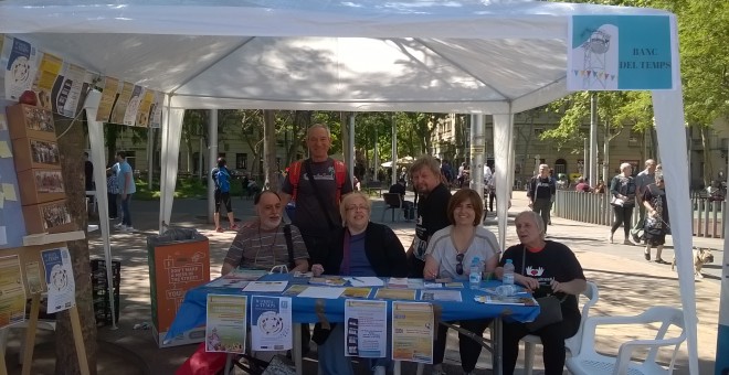 Punt d'informació del Banc de temps a la Barceloneta