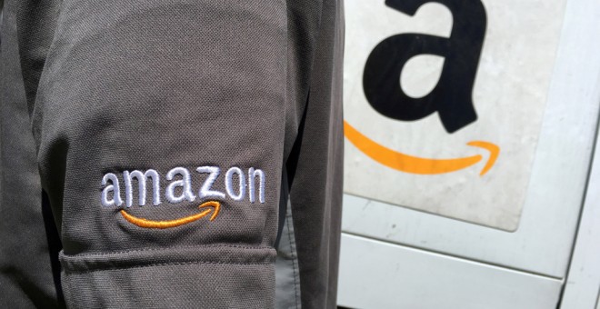 Un repartidor de Amazon, en Los Angeles (California, EEU). REUTERS/Lucy Nicholson