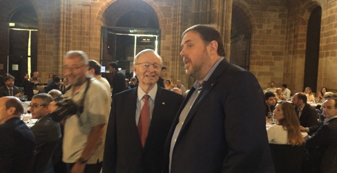 El vicepresident de la Generalitat Oriol Junqueras i el president de la Cambra de Barcelona Miquel Valls. / CB