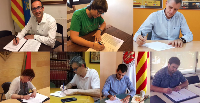 Alcaldes que havien fet pública la seva signatura del manifest de compromís amb el referèndum