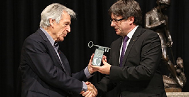 Carles Puigdemont lliura el Premi Internacional Catalunya al director de cinema Costa Gavras