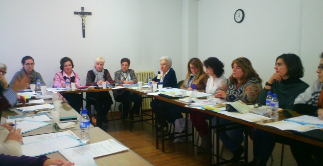 Reunión de la Asociación Católica Española de Servicios a la Juventud Femenina de Madrid.