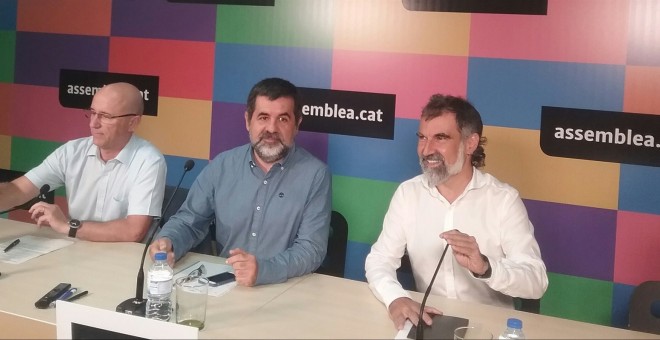 J.Rabasseda (AMI), J.Sànchez (ANC) y J.Cuixart (Òmnium). E.P.