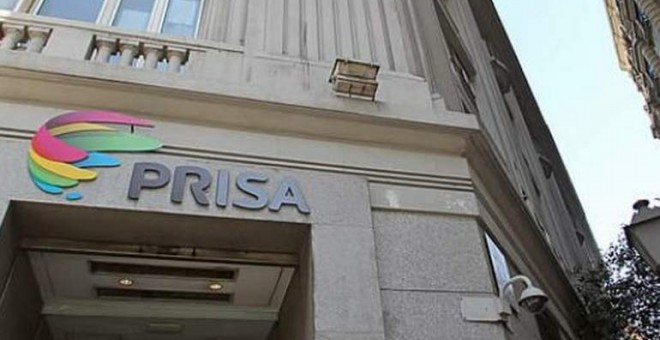 Entrada de la sede del Grupo Prisa, en la Gran Vía madrileña.