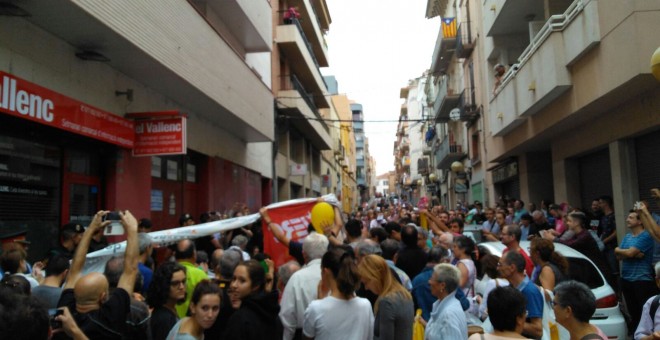 Concentració de protesta per l'acció de la Guàrdia Civil