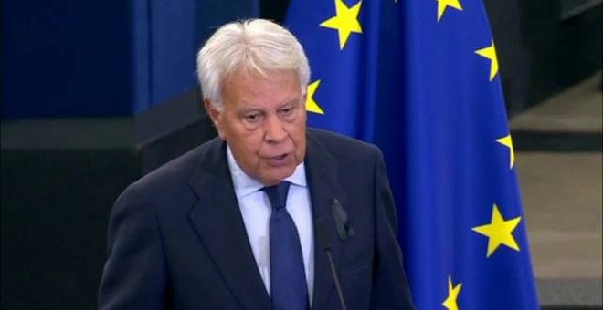 La primera vez que se debatió la aplicación del artículo 155 fue en el Gobierno de Felipe González sobre la isla de Canarias / EUROPA PRESS