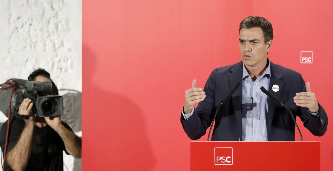 El secretario general del PSOE Pedro Sánchez, durante su intervención en un acto político del PSC organizado por la federación del partido en Barcelona EFE/Andreu Dalmau