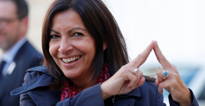 La alcaldesa de Paris, Anne Hidalgo, tras una reunión en el Palacio del Eliseo, sobre los Juegos Olímpicos de 2024, que se celebrarán en la capital francesa. REUTERS/Charles Platiau