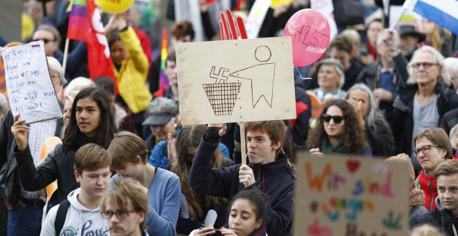 Un momento de la manifestación contra la entrada de Alternativa para Alemania en el Parlamento alemán. - REUTERS