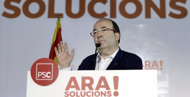 El primer secretario del PSC, Miquel Iceta, durante la inauguración de la jornada de debate sobre los ejes del programa electoral de los socialistas para el 21-D. EFE/ Andreu Dalmau
