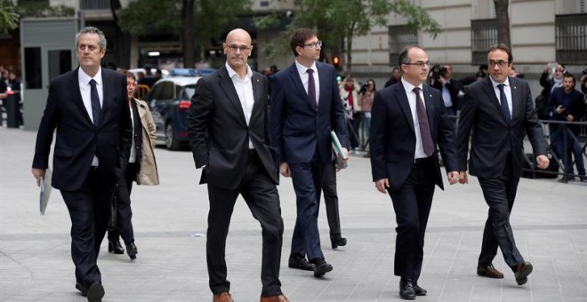 Los exconsellers Joaquín Forn, Raül Romeva, Jordi Turull y Josep Rull, a su llegada a la Audiencia para declarar. EFE/Kiko Huesca