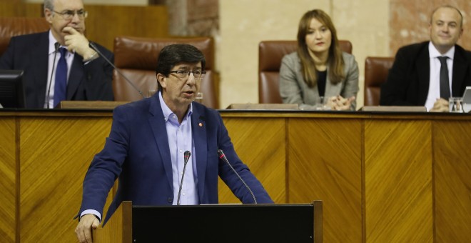 El portavoz de Ciudadanos en Andalucía, durante su intervención en el debate sobre el estado de la Comunidad en el Parlamento de Andalucía en Sevilla. EFE/Jose Manuel Vidal.