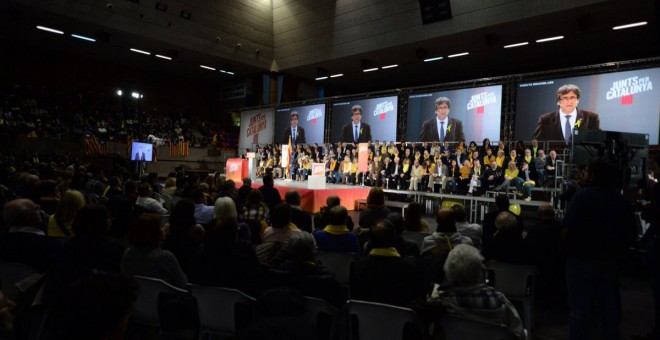 Carles Puigdemont intervé per videoconferència en l'acte central de Junts per Catalunya, aquest divendres a Barcelona. / JuntsxCat.