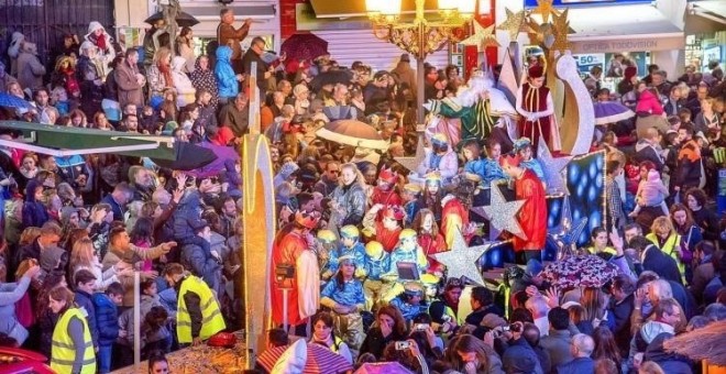 Los Reyes Magos llegan este viernes a España con lluvia, viento, nieve y caídas de termómetros de hasta 8 grados. / AYTO.TORREMOLINOS