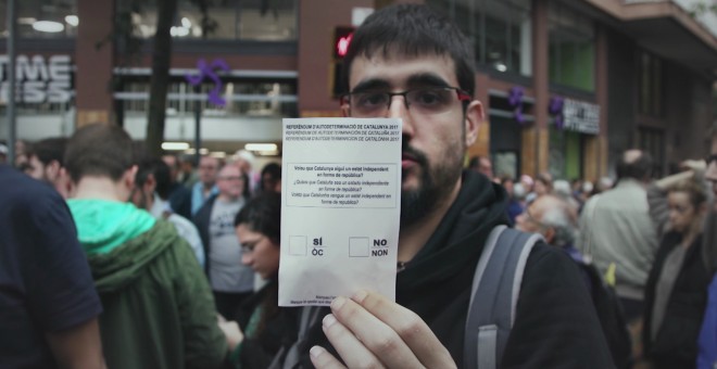 Imatge del documental '1-O', sobre la jornada del referèndum de l'1 d'octubre. / Mediapro
