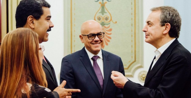 Maduro recibe a Rodríguez Zapatero en Caracas. / Twitter