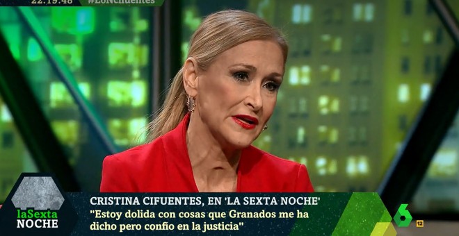 Cristina Cifuentes, presidenta de la Comunidad de Madrid, durante su entrevista entrevista en el programa La Sexta Noche de este sábado.