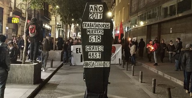 Protesta que tuvo lugar el pasado sábado en Madrid, convocada por CGT, por el aumento del número de trabajadores fallecidos durante realizando su trabajo.- A.T.